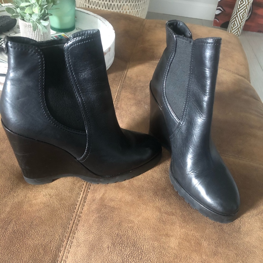 Leather boots